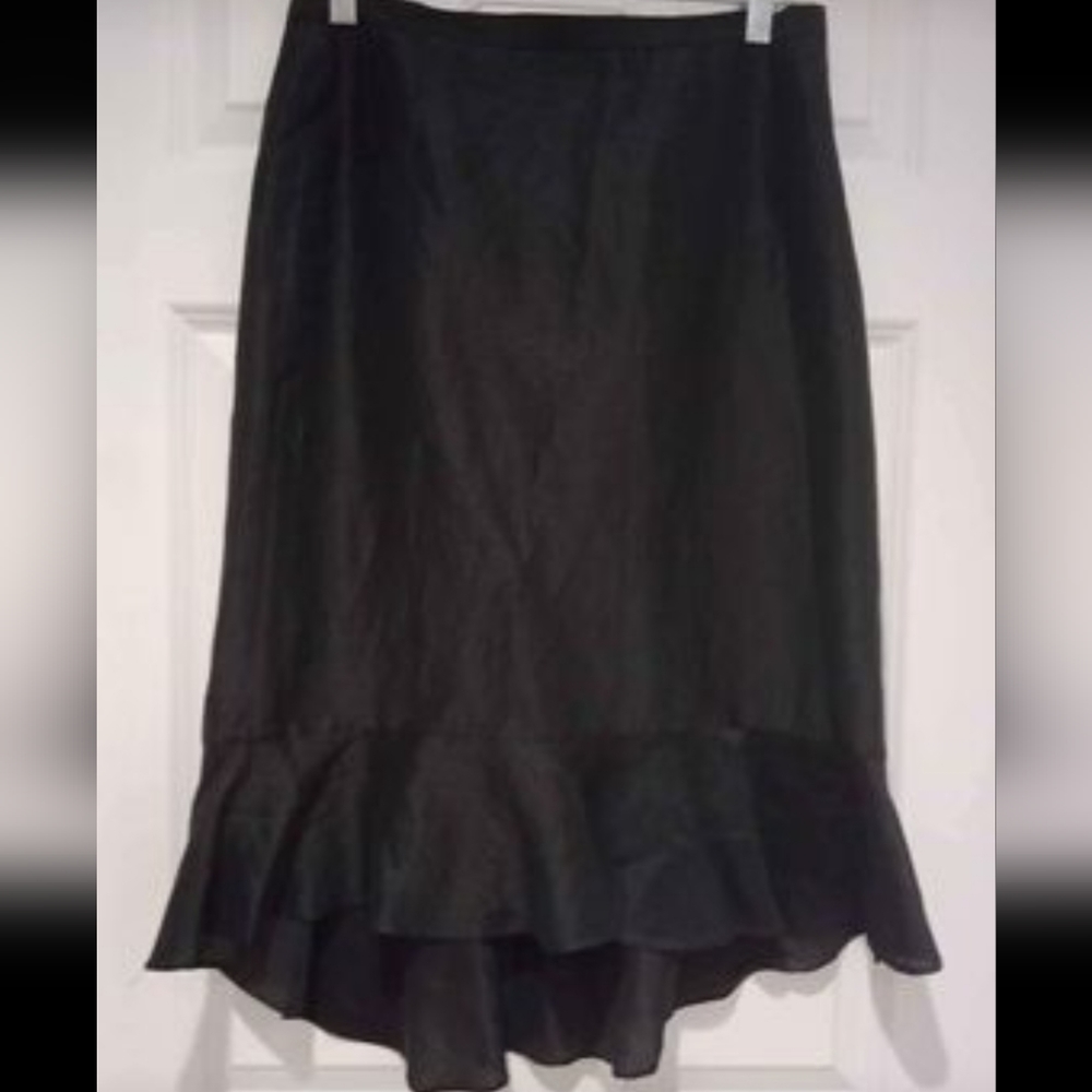 Banana Republic -Black high low skirt with ruffled hem -Sz 6